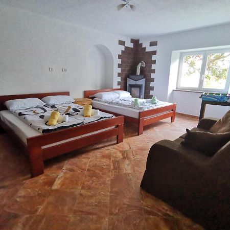 Apartma Vatovec Ancarano Esterno foto