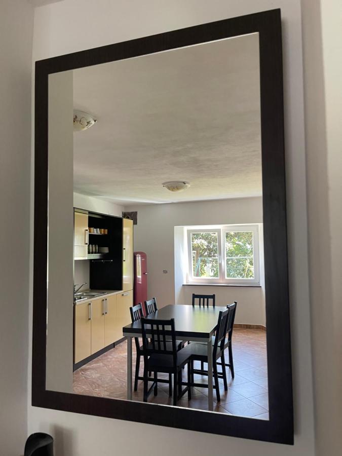 Apartma Vatovec Ancarano Esterno foto