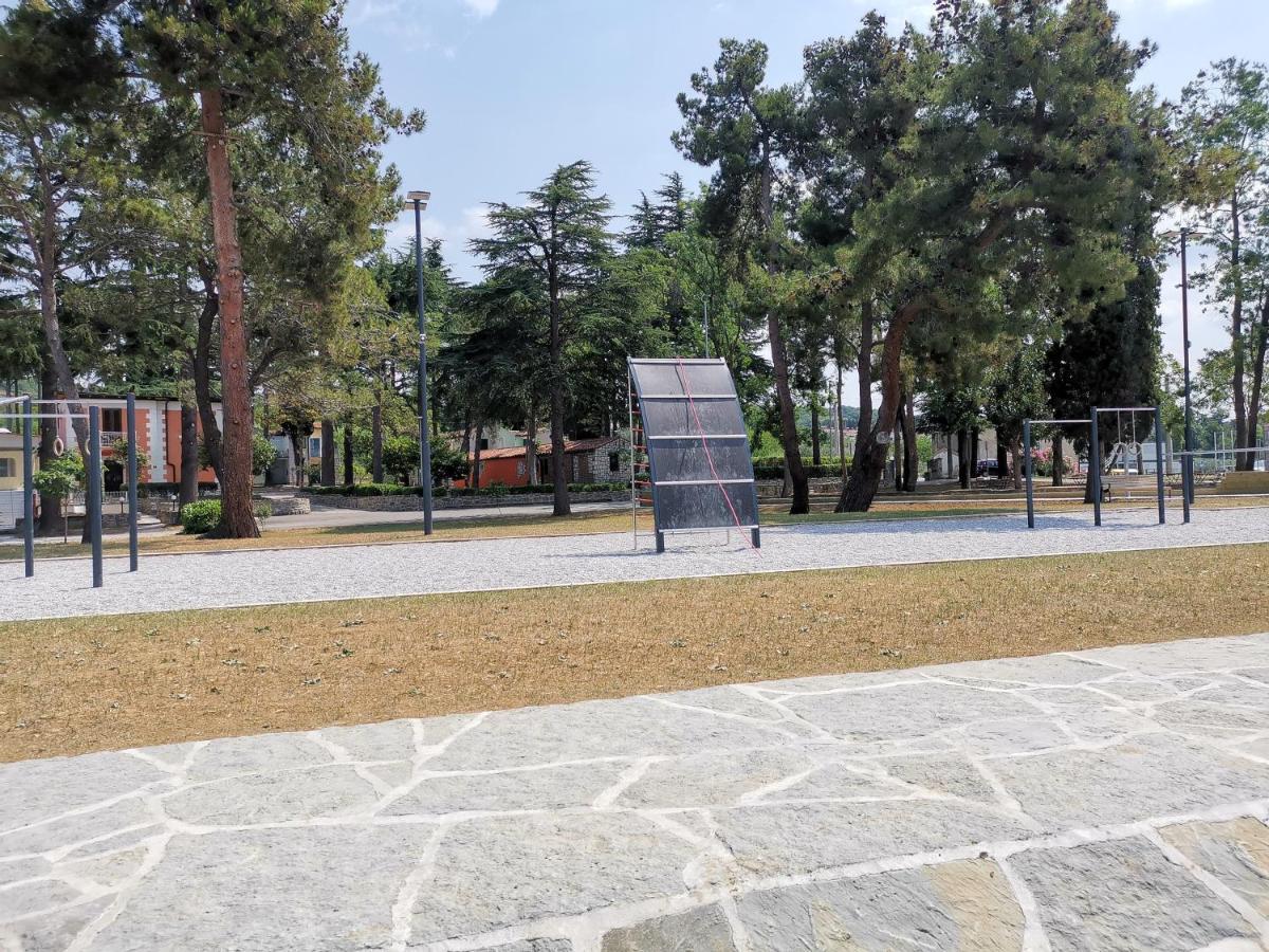 Apartma Vatovec Ancarano Esterno foto