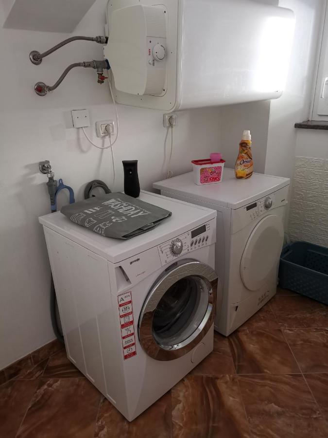 Apartma Vatovec Ancarano Esterno foto